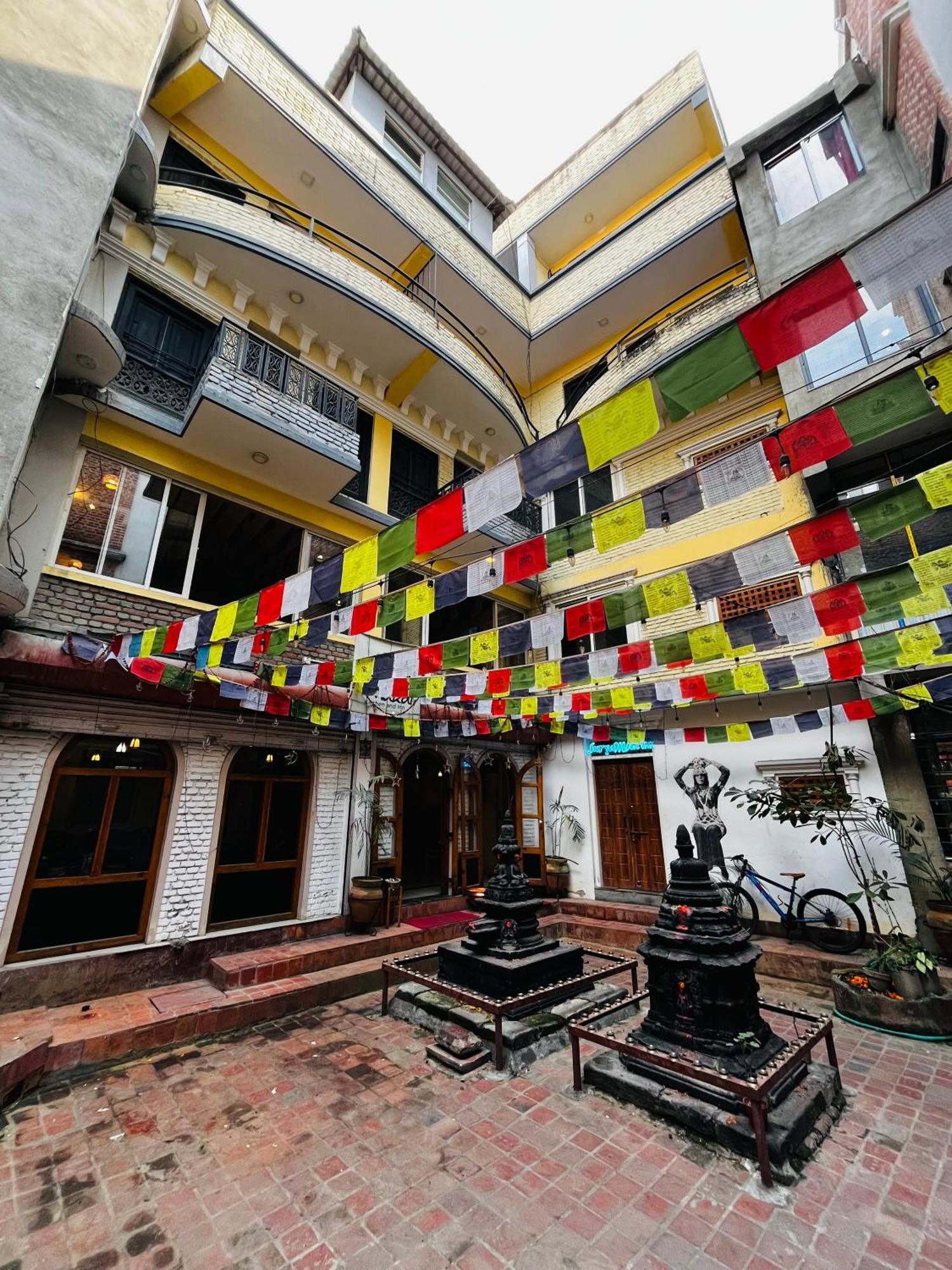Suryamoon Inn Catmandu Exterior foto